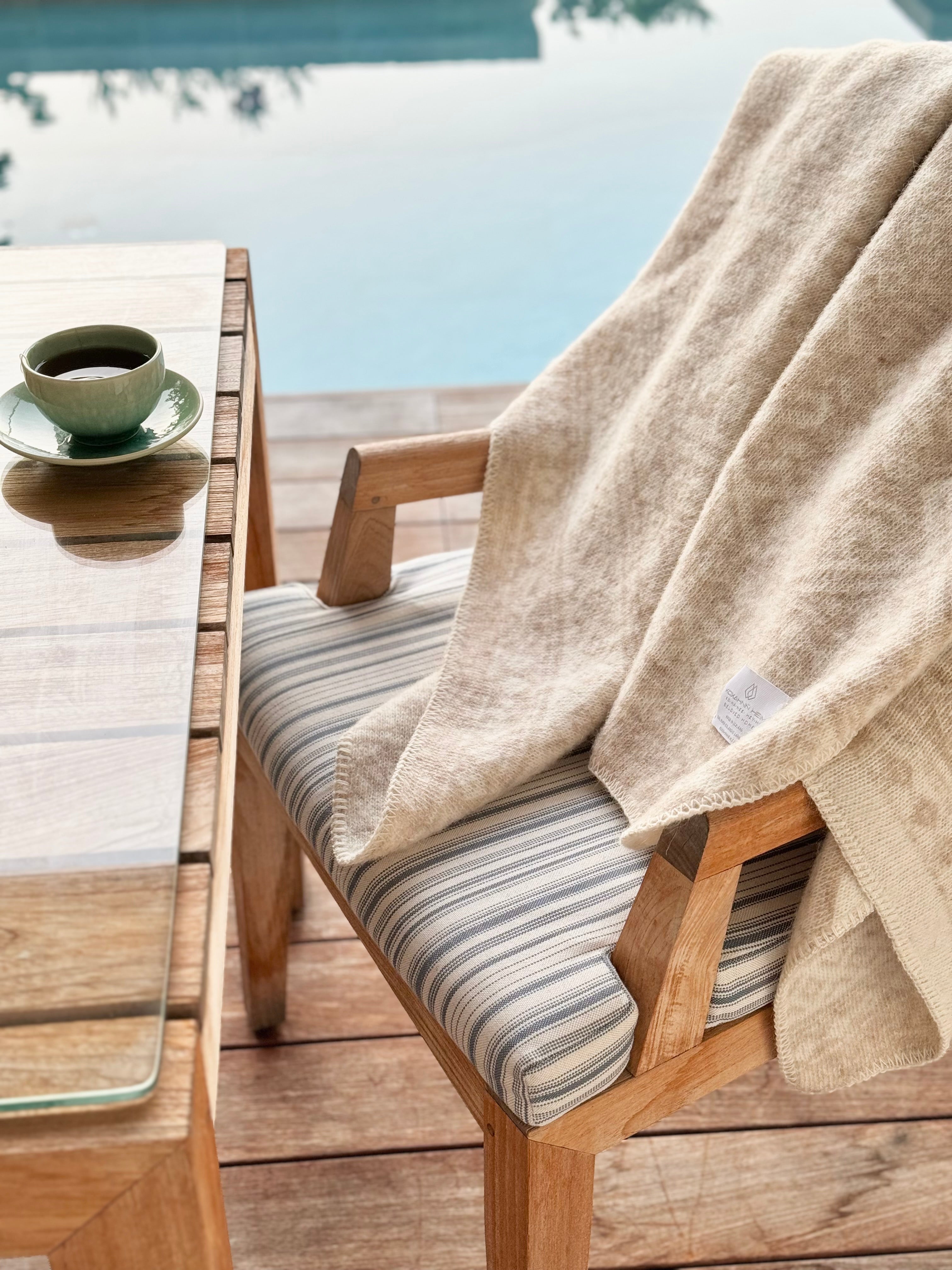 Embroidered Icelandic Lambswool Blanket - Fawn and Ivory Koxahnn Heim