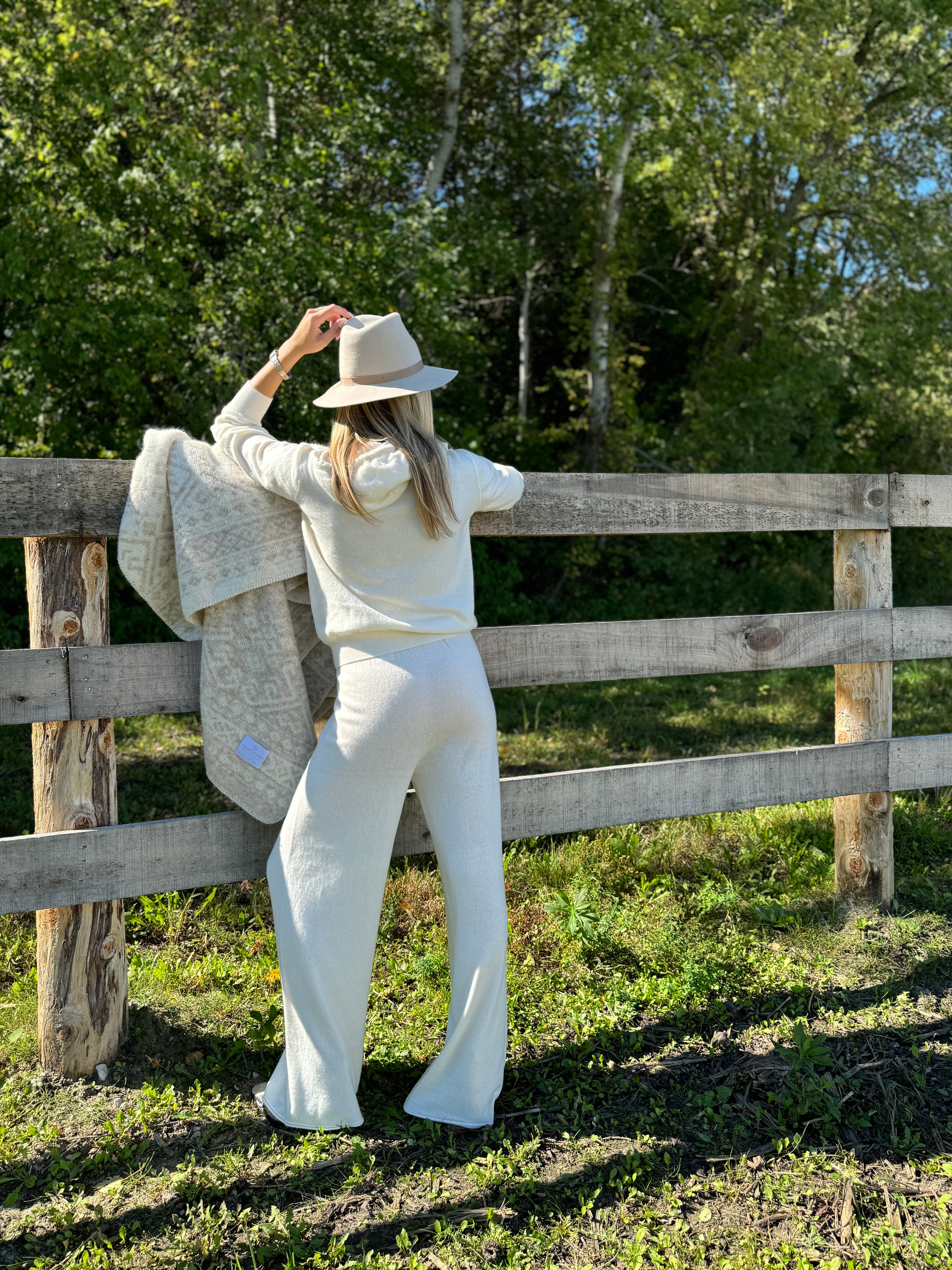 Cashmere-Mix Wide-Leg Trouser